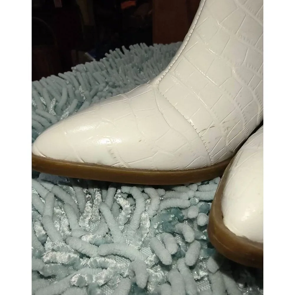 Marc Fisher Rental 2 Chelsea Ankle Boot white crocodile-embossed pointed toe chu
